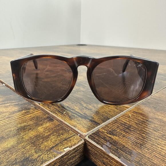 Chanel Sunglasses 01450 91235 Womens Brown Tortoise Square Brown Lens Logo Italy main image 13
